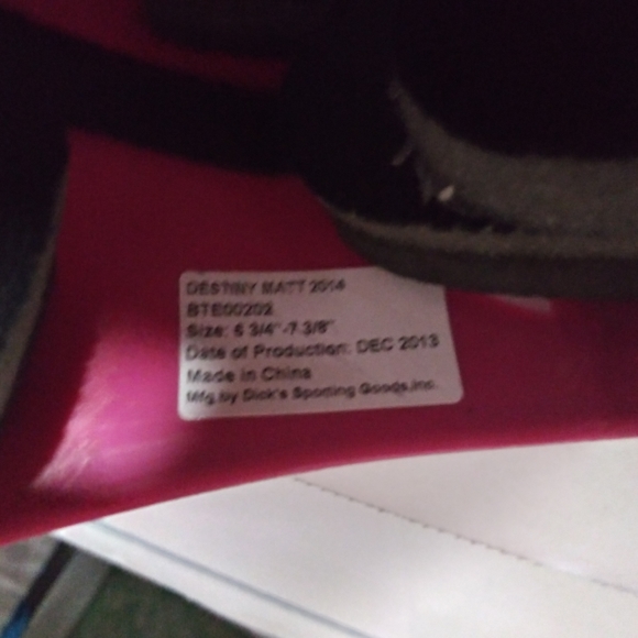 Adidas - Picture 2 of 2